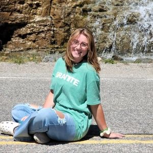 Meet your Posher, Bekah